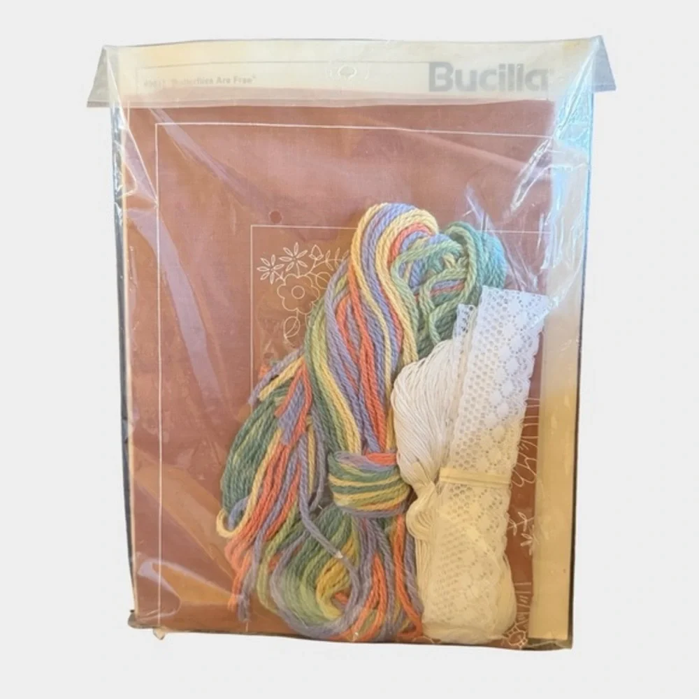 🌻3/$10 Vintage Bucilla Butterflies Are Free Needlepoint‎ Pillow Kit Cottagecore